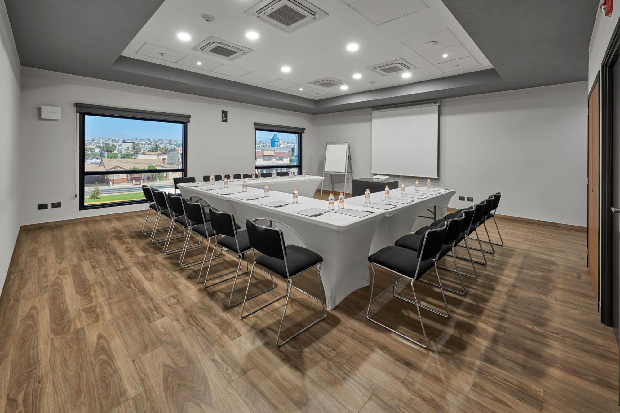 City Express Plus By Marriott Tijuana Exterior foto