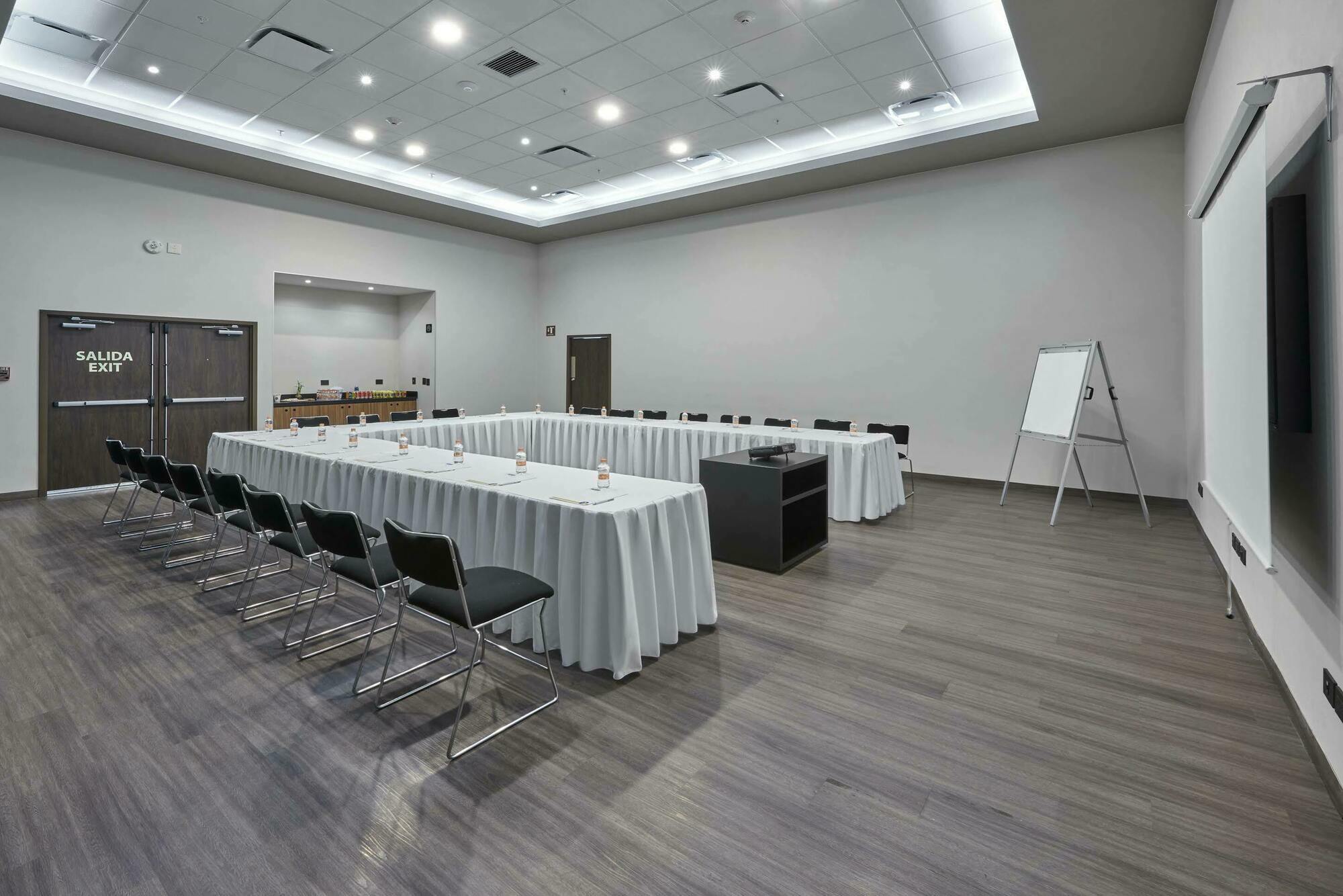 City Express Plus By Marriott Tijuana Exterior foto