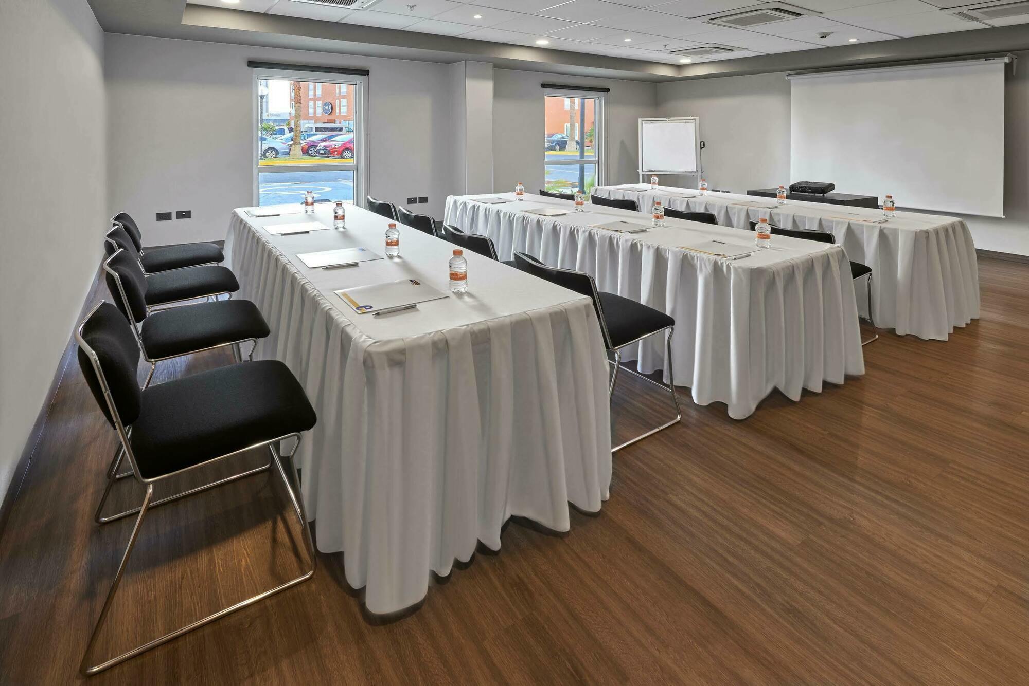City Express Plus By Marriott Tijuana Exterior foto